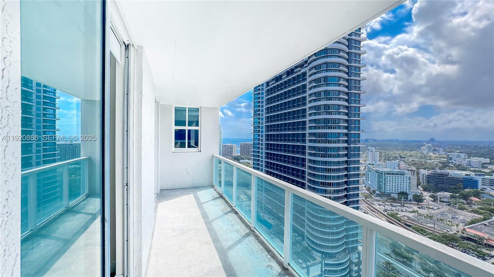 image Vue at Brickell1