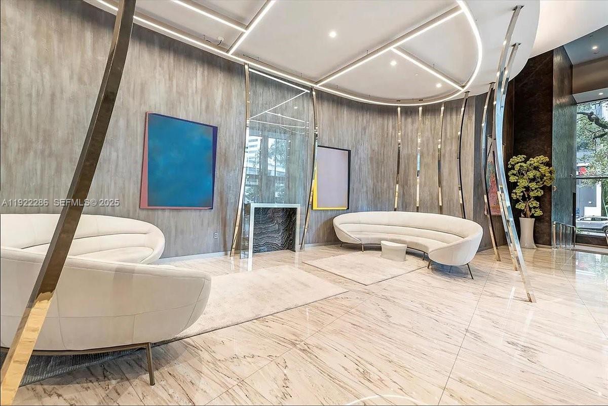 image Brickell Flatiron Condo29