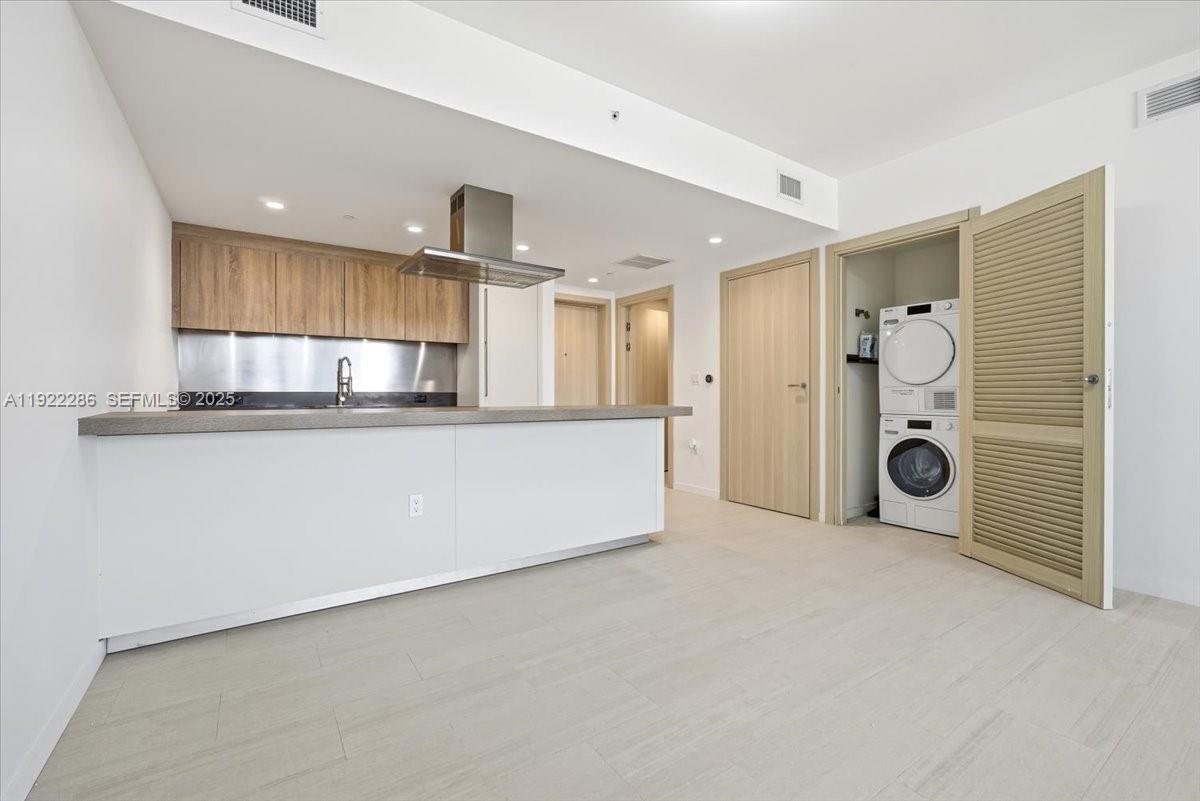 image Brickell Flatiron Condo55