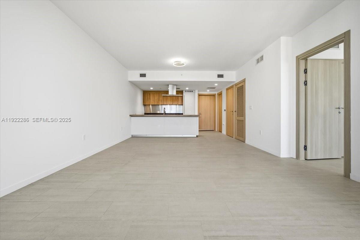 image Brickell Flatiron Condo57