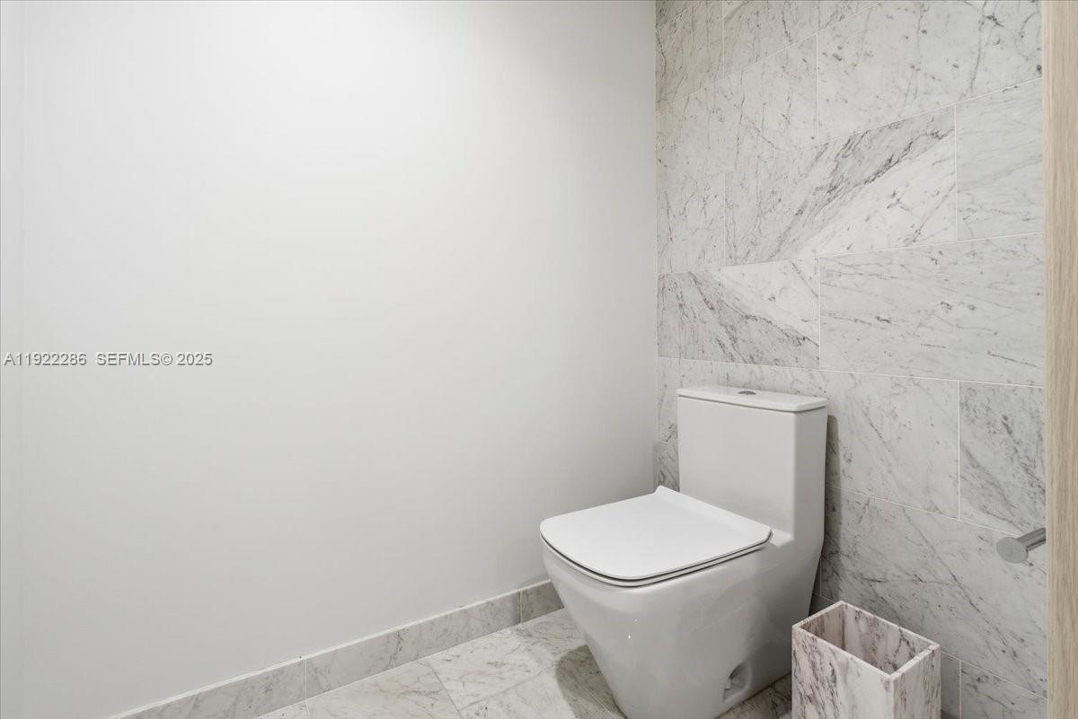 image Brickell Flatiron Condo59