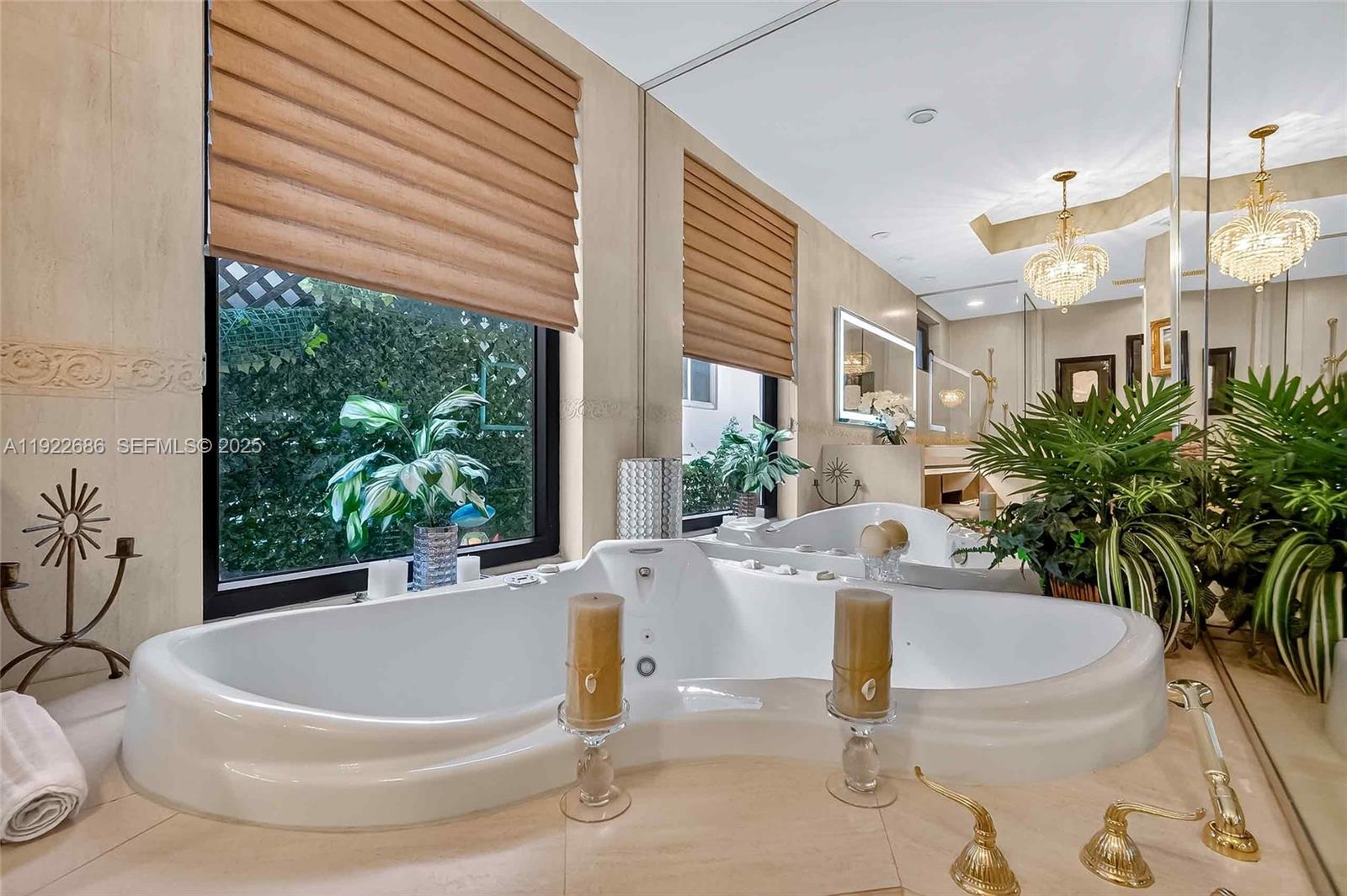 7724 Hawthorne Ave Miami Beach, FL 33141