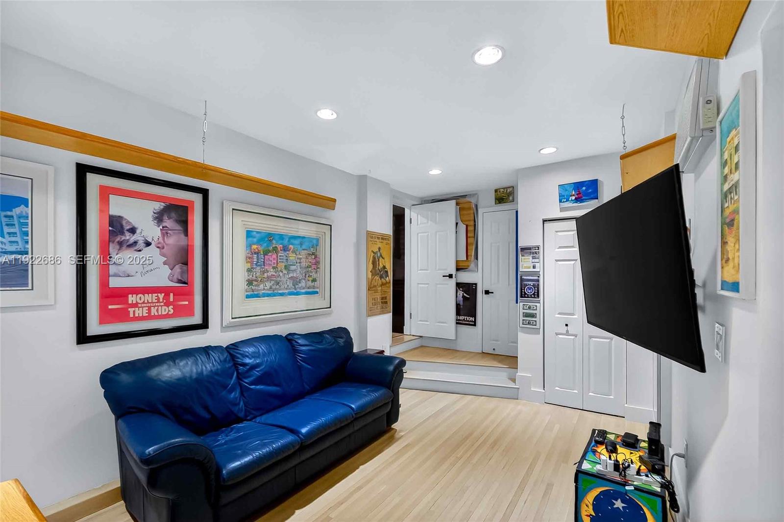 7724 Hawthorne Ave Miami Beach, FL 33141