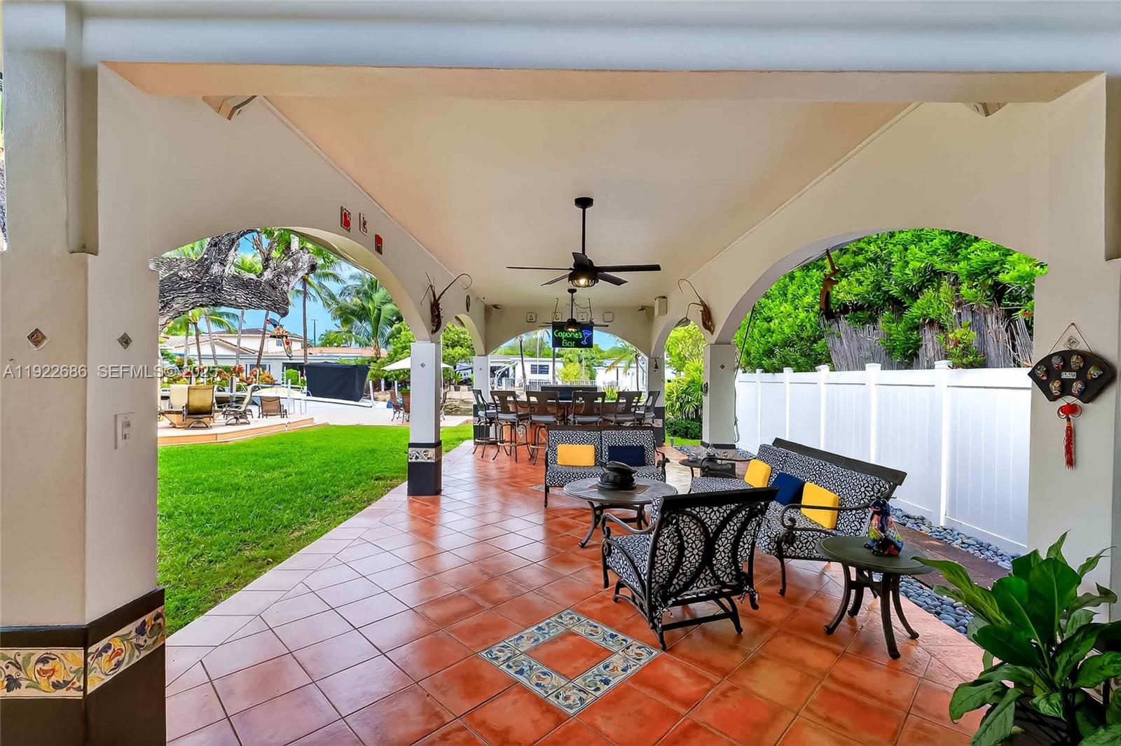 7724 Hawthorne Ave Miami Beach, FL 33141