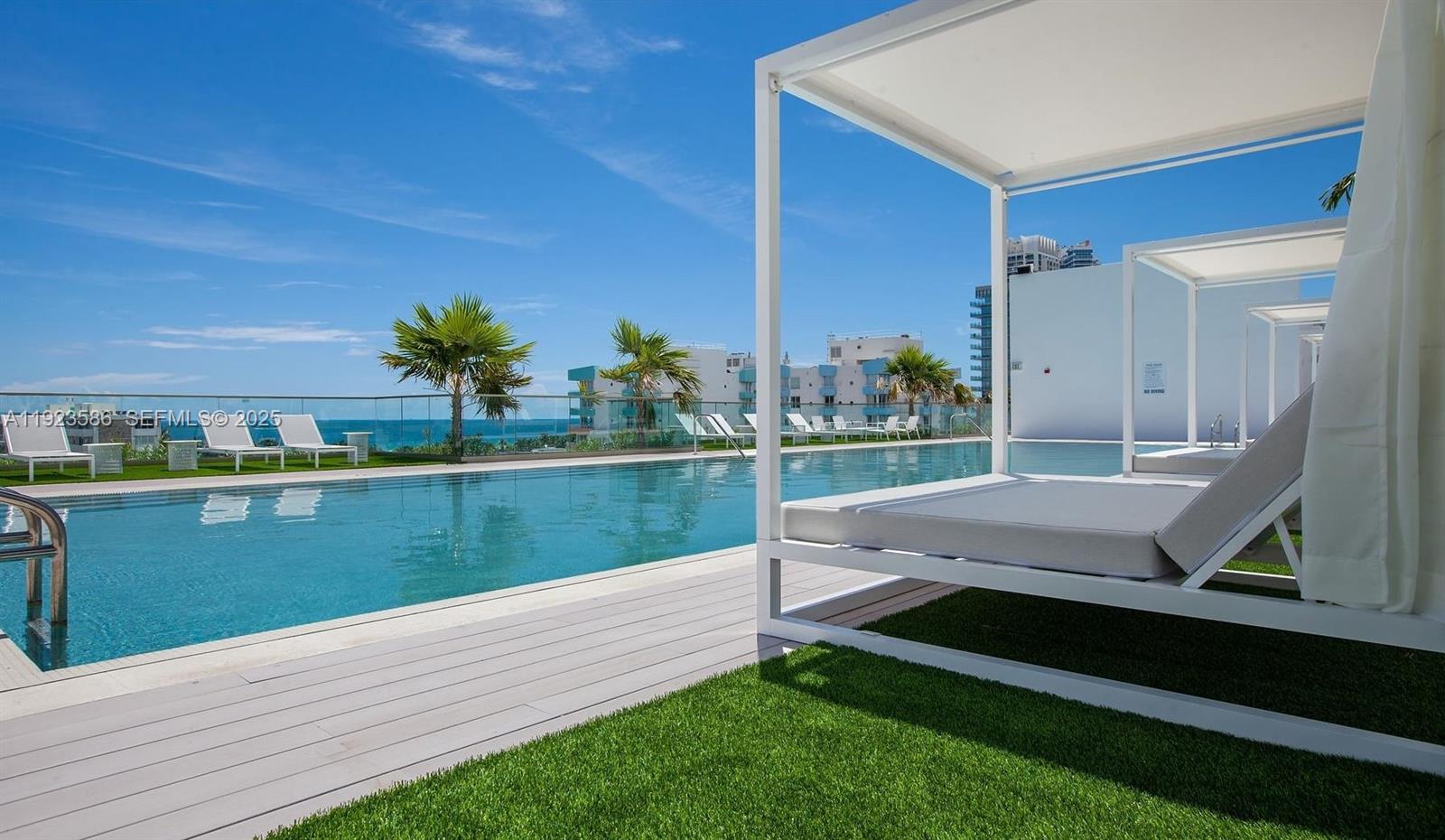 300 Collins Ave #PH2 Miami Beach, FL 33139