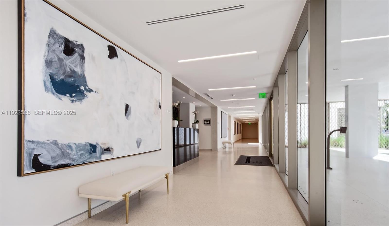 300 Collins Ave #PH2 Miami Beach, FL 33139