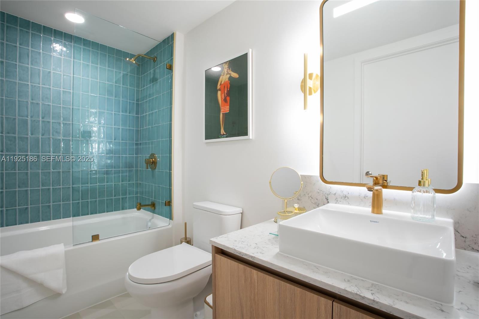 601 NE 1st Ave #3401 Miami, FL 33132