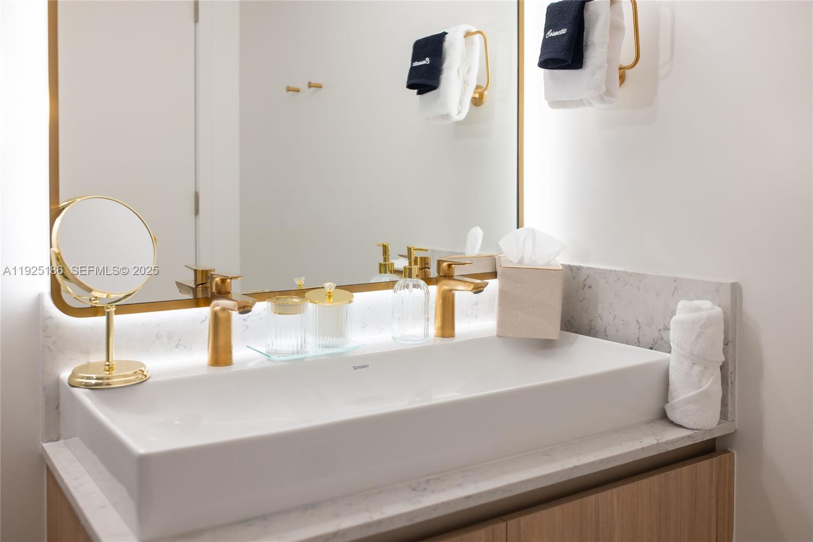 601 NE 1st Ave #3401 Miami, FL 33132