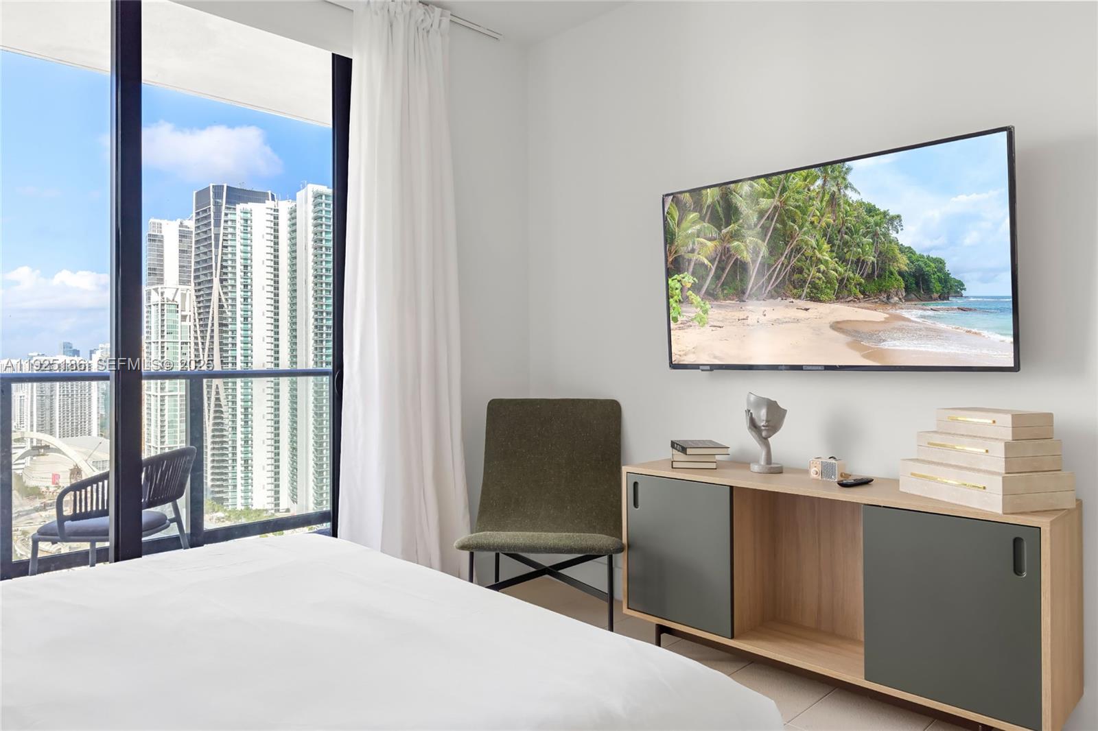 601 NE 1st Ave #3401 Miami, FL 33132