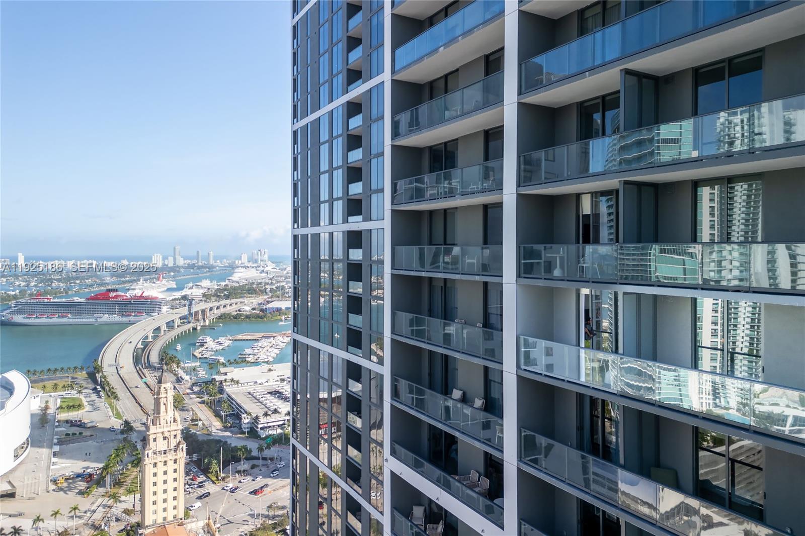 601 NE 1st Ave #3401 Miami, FL 33132