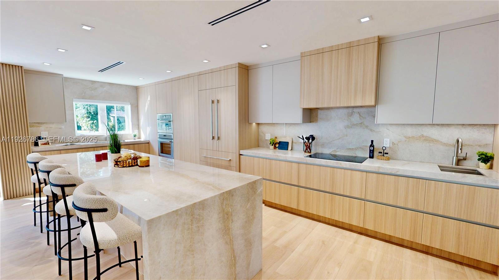 6011 Maynada St Coral Gables, FL 33146