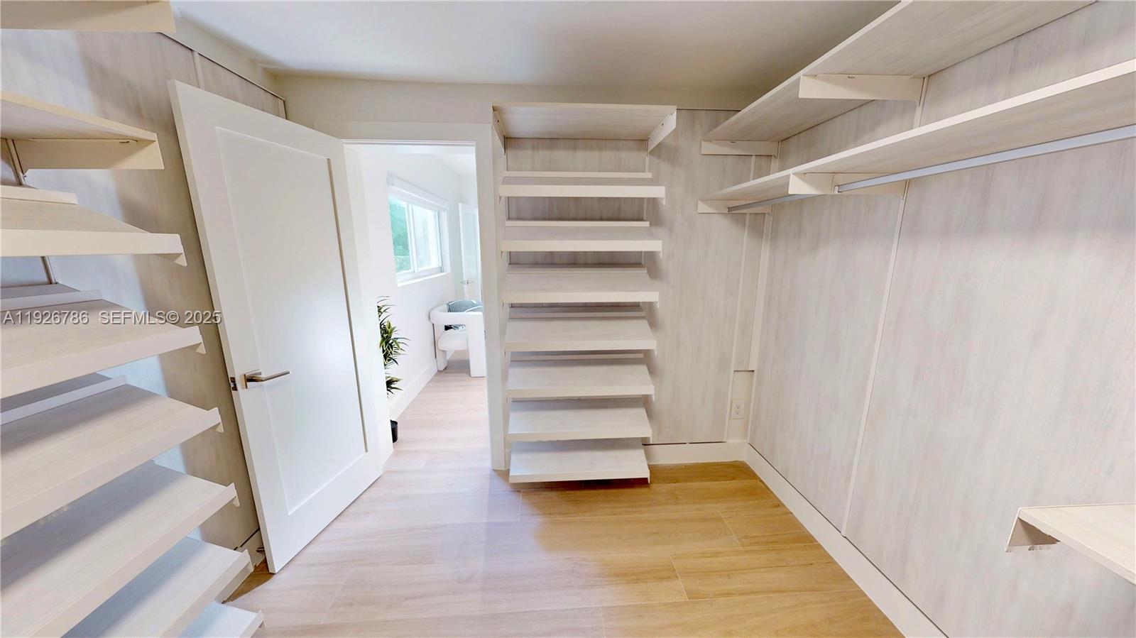 6011 Maynada St Coral Gables, FL 33146