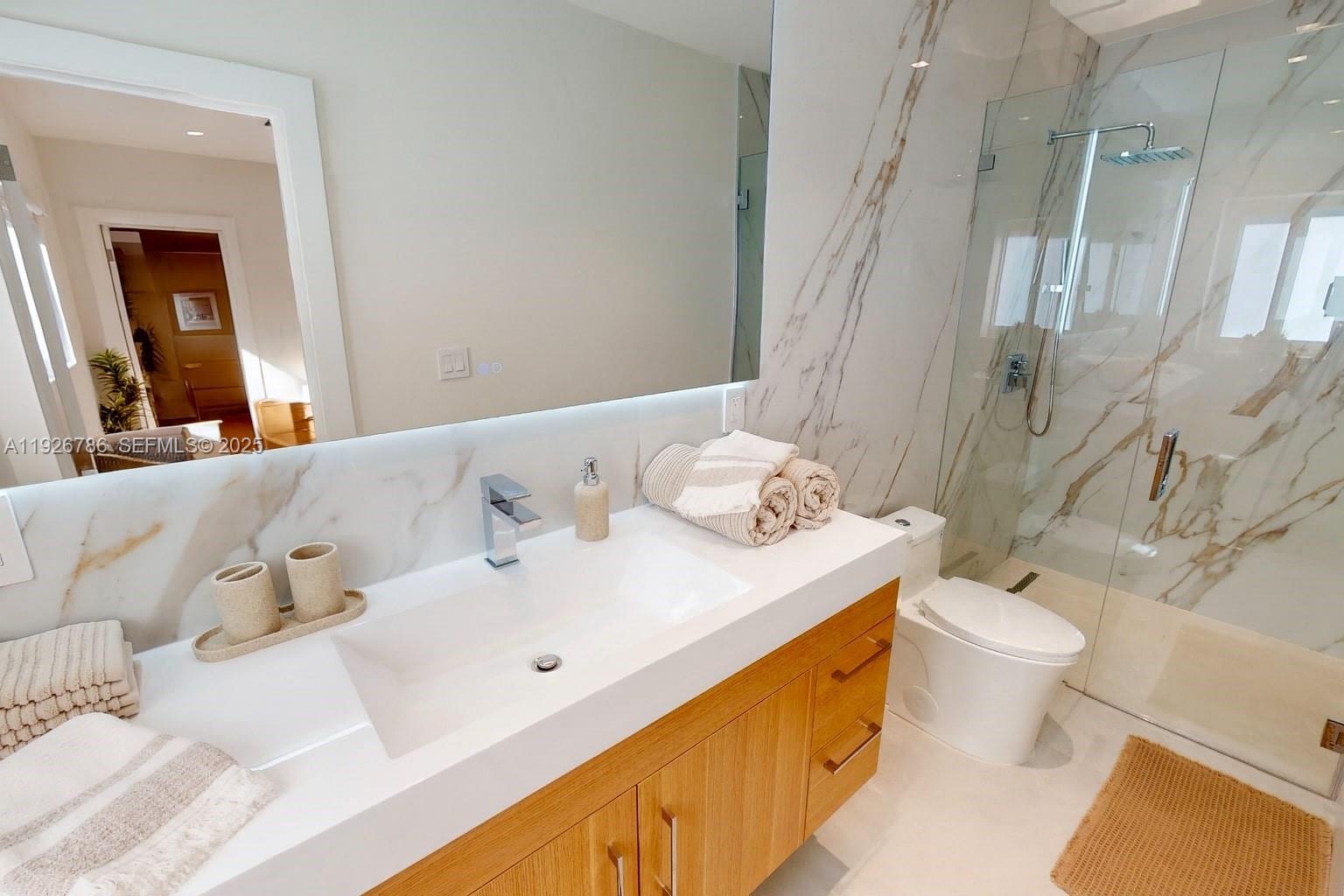 6011 Maynada St Coral Gables, FL 33146