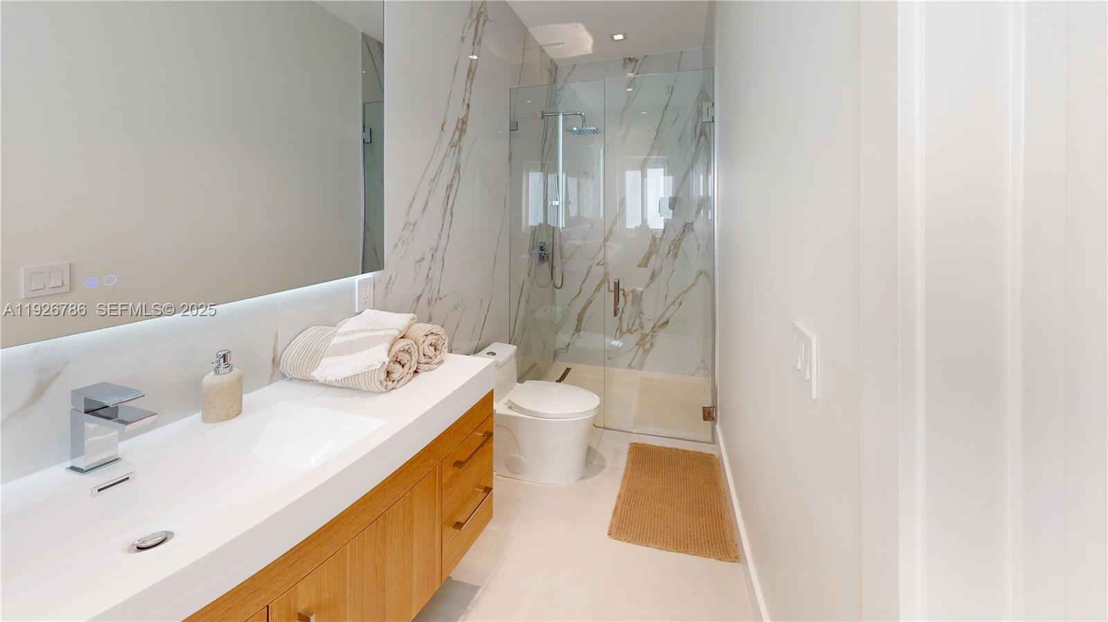 6011 Maynada St Coral Gables, FL 33146