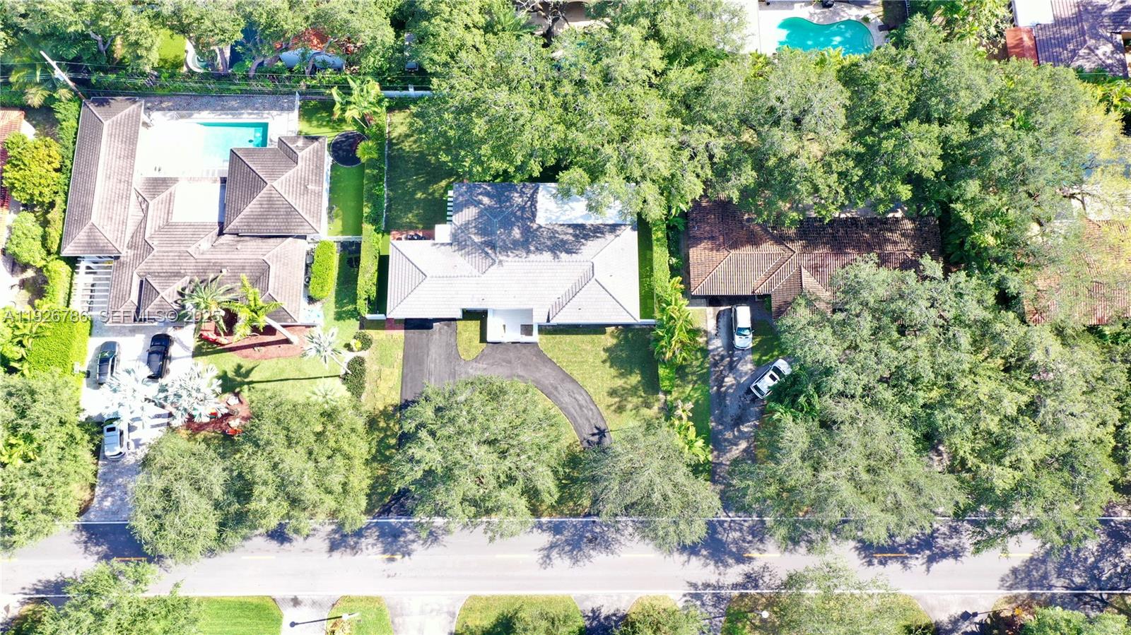 6011 Maynada St Coral Gables, FL 33146