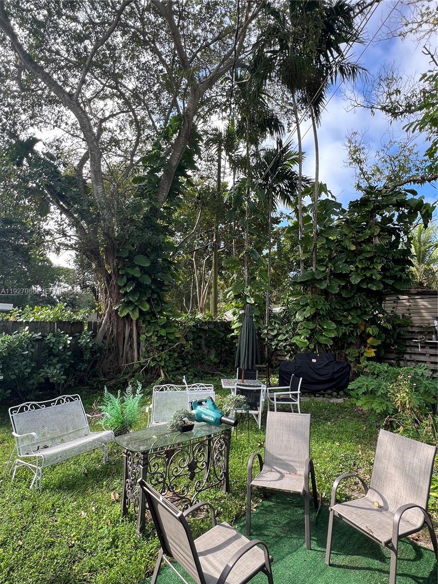 6400 SW 63rd Ave South Miami, FL 33143