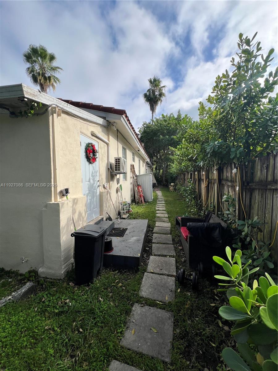 6400 SW 63rd Ave South Miami, FL 33143