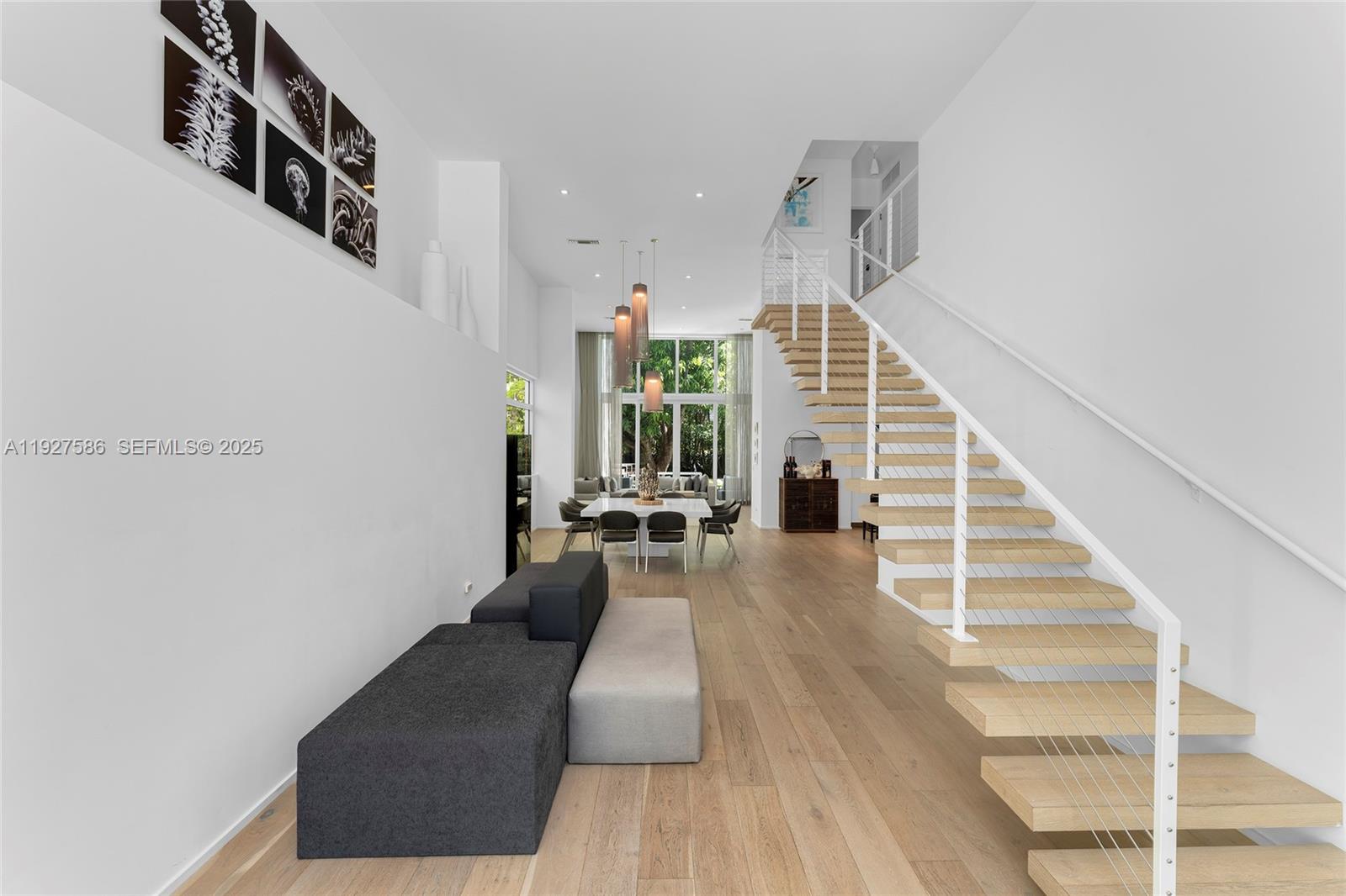 335 W 46th St Miami Beach, FL 33140