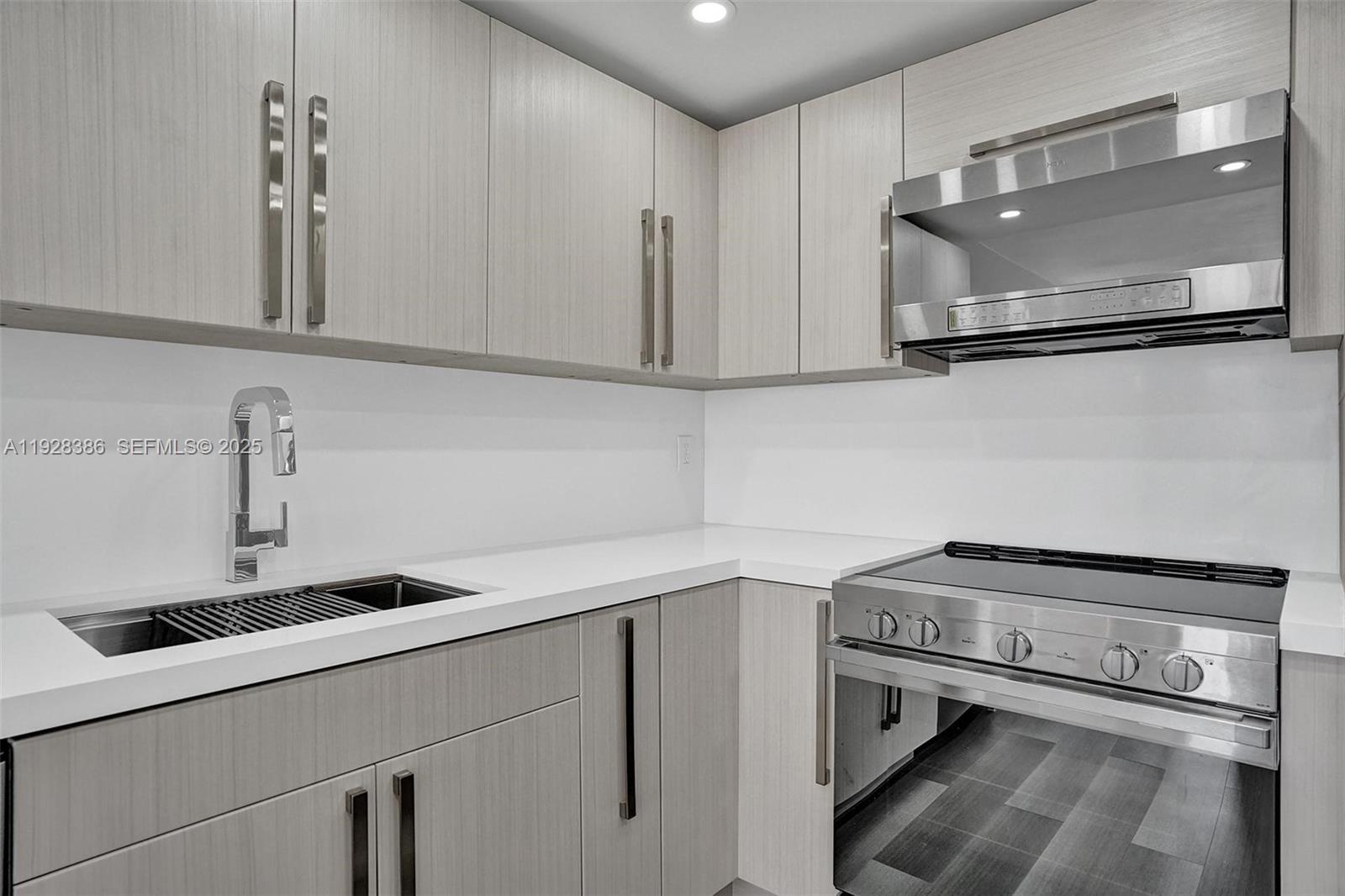 500 Three Iss Blvd #1201