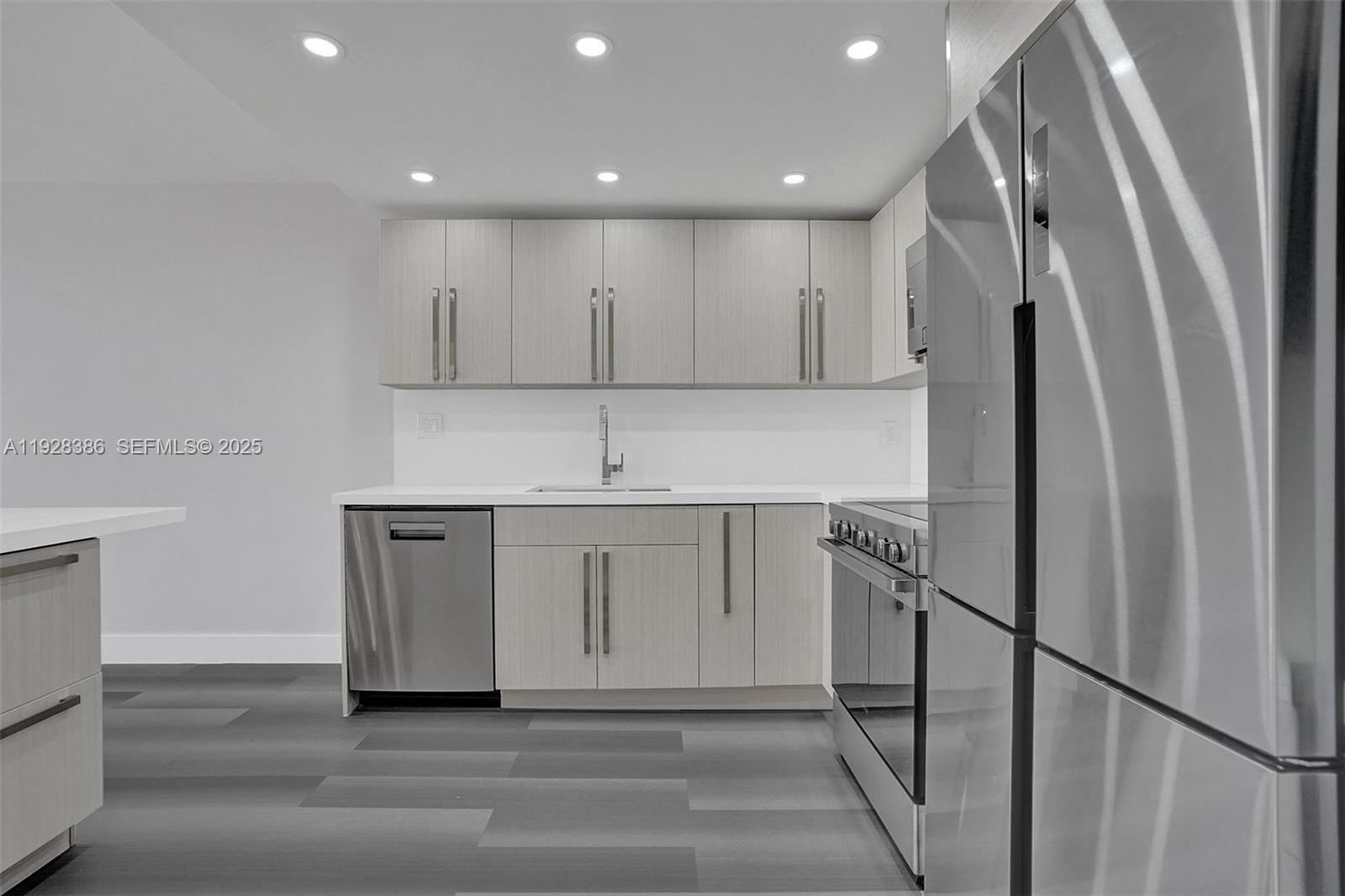 500 Three Iss Blvd #1201 Hallandale Beach, FL 33009