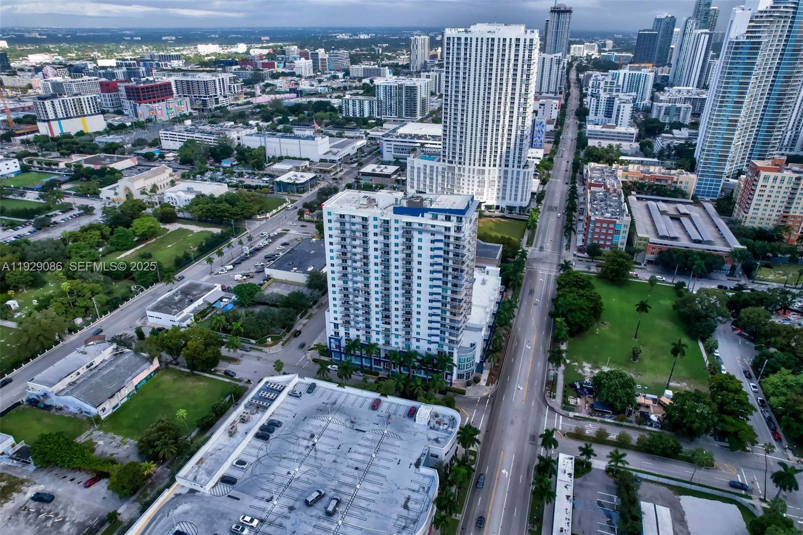 275 NE 18th St Miami, FL 33132