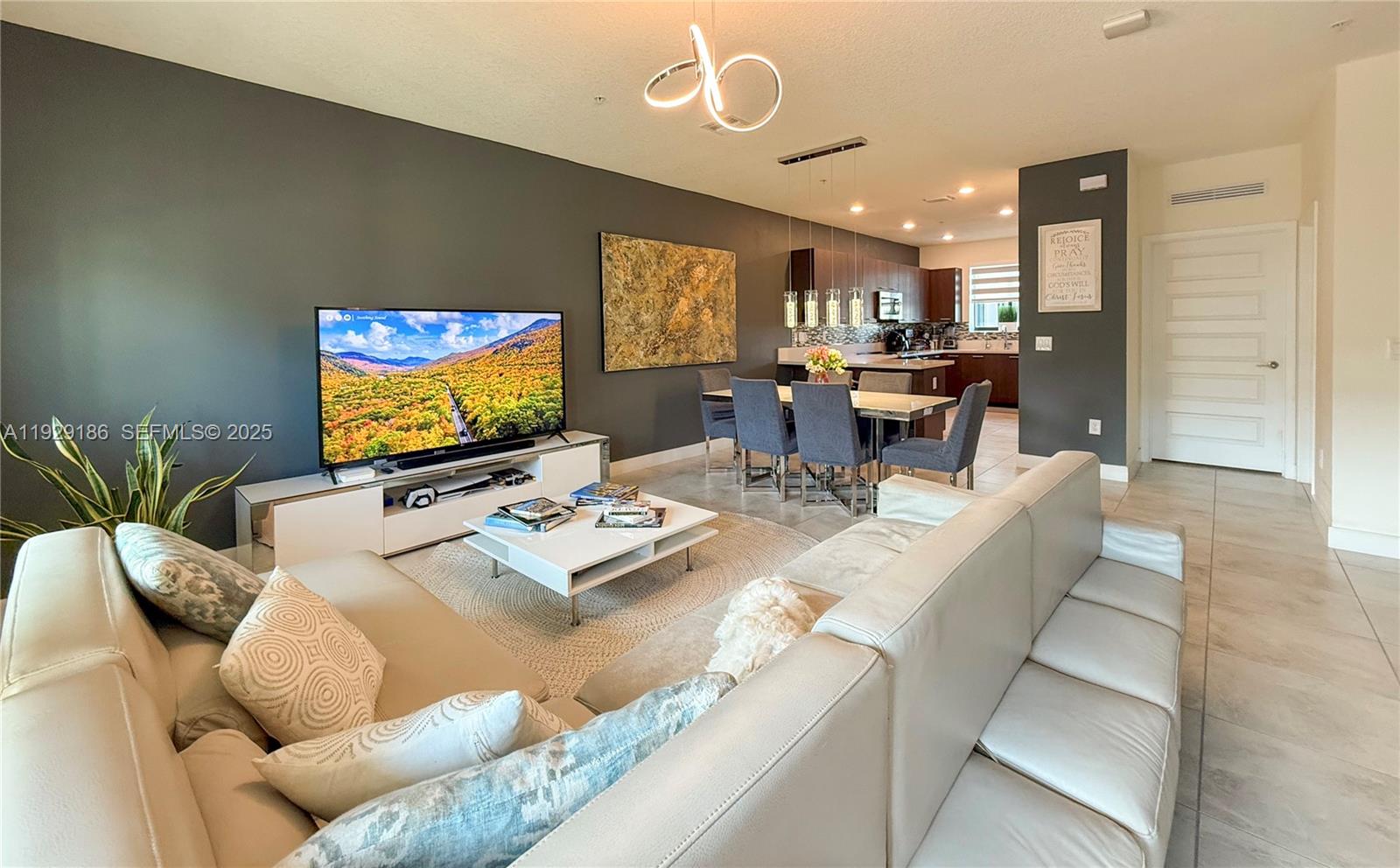 4654 NW 84th Ave Doral, FL 33166