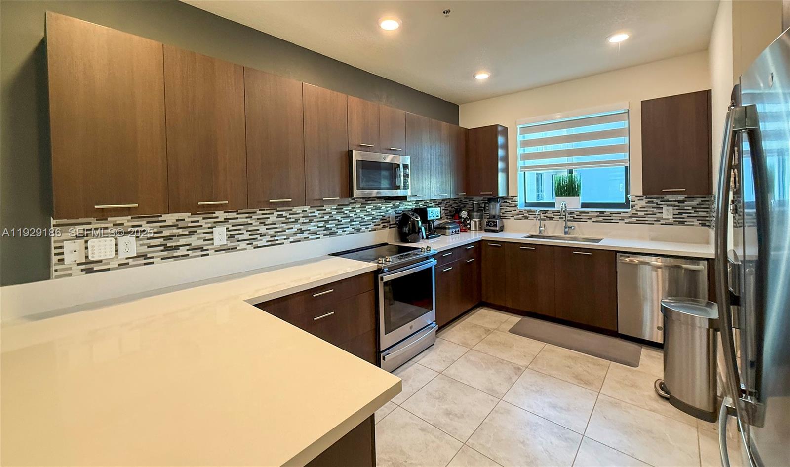 4654 NW 84th Ave Doral, FL 33166