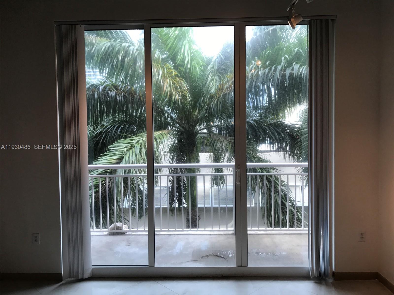 image Cite on the Bay West14