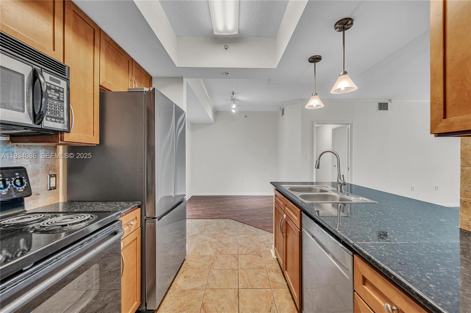 image Cite on the Bay East10