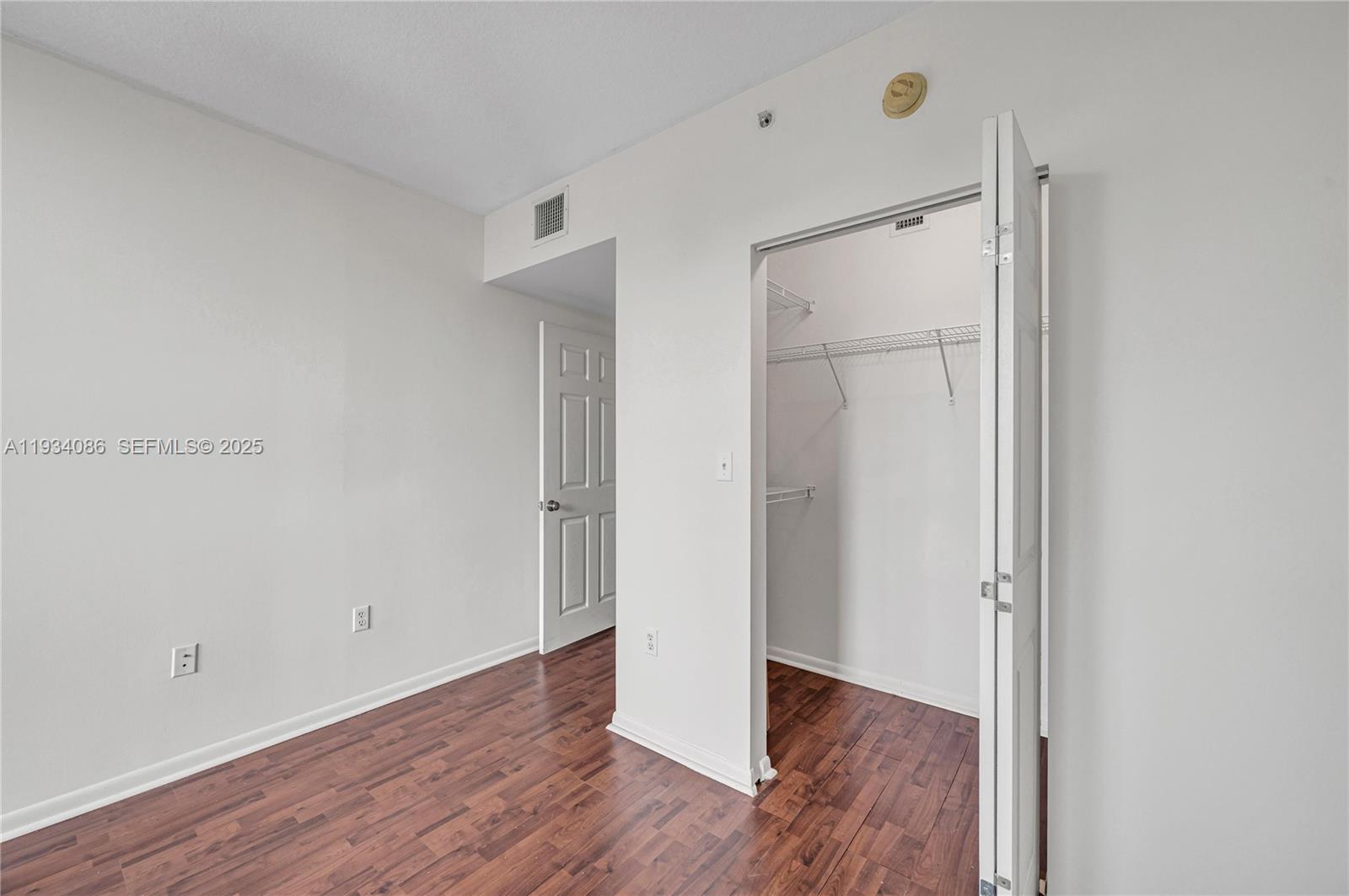 image Cite on the Bay East34