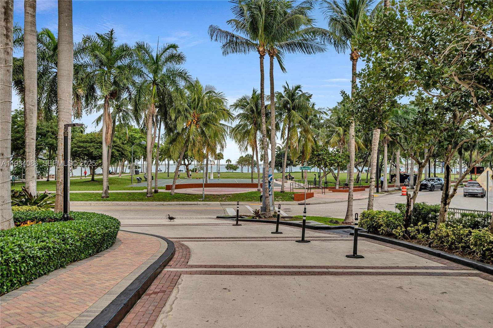 image Cite on the Bay East44