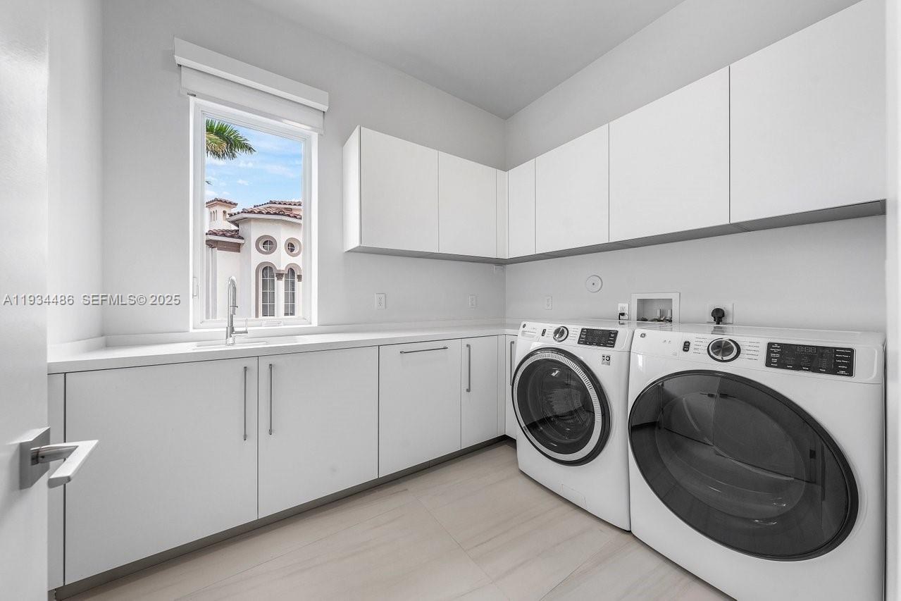 3912 Island Estates Dr Aventura, FL 33160