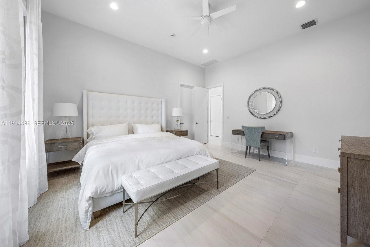 3912 Island Estates Dr Aventura, FL 33160