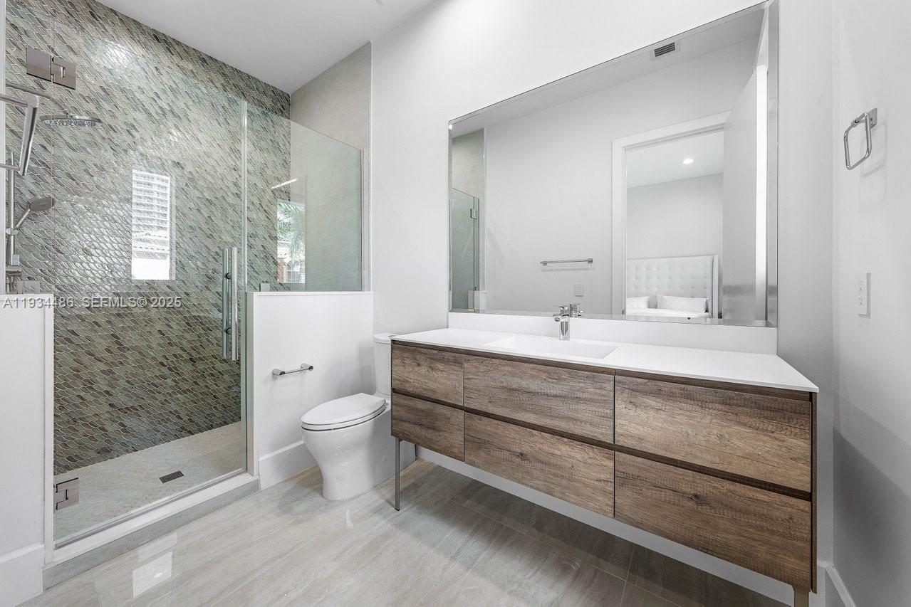 3912 Island Estates Dr Aventura, FL 33160