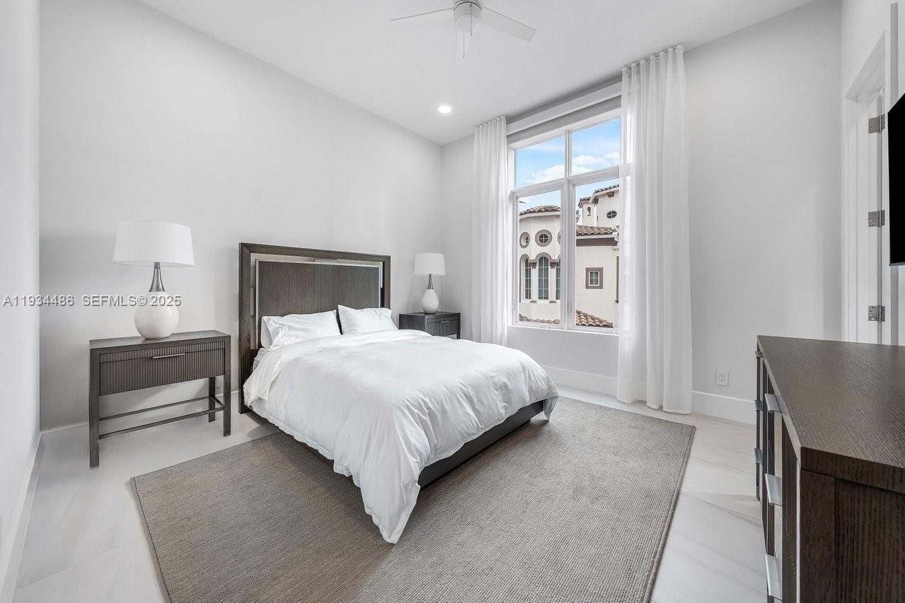 3912 Island Estates Dr Aventura, FL 33160