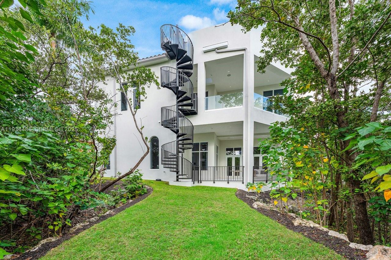 3912 Island Estates Dr Aventura, FL 33160