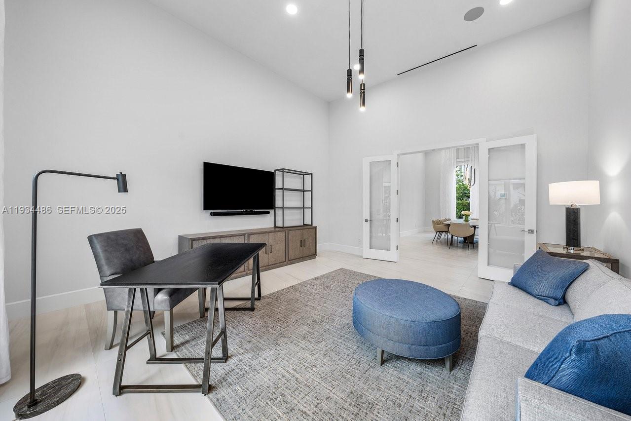 3912 Island Estates Dr Aventura, FL 33160