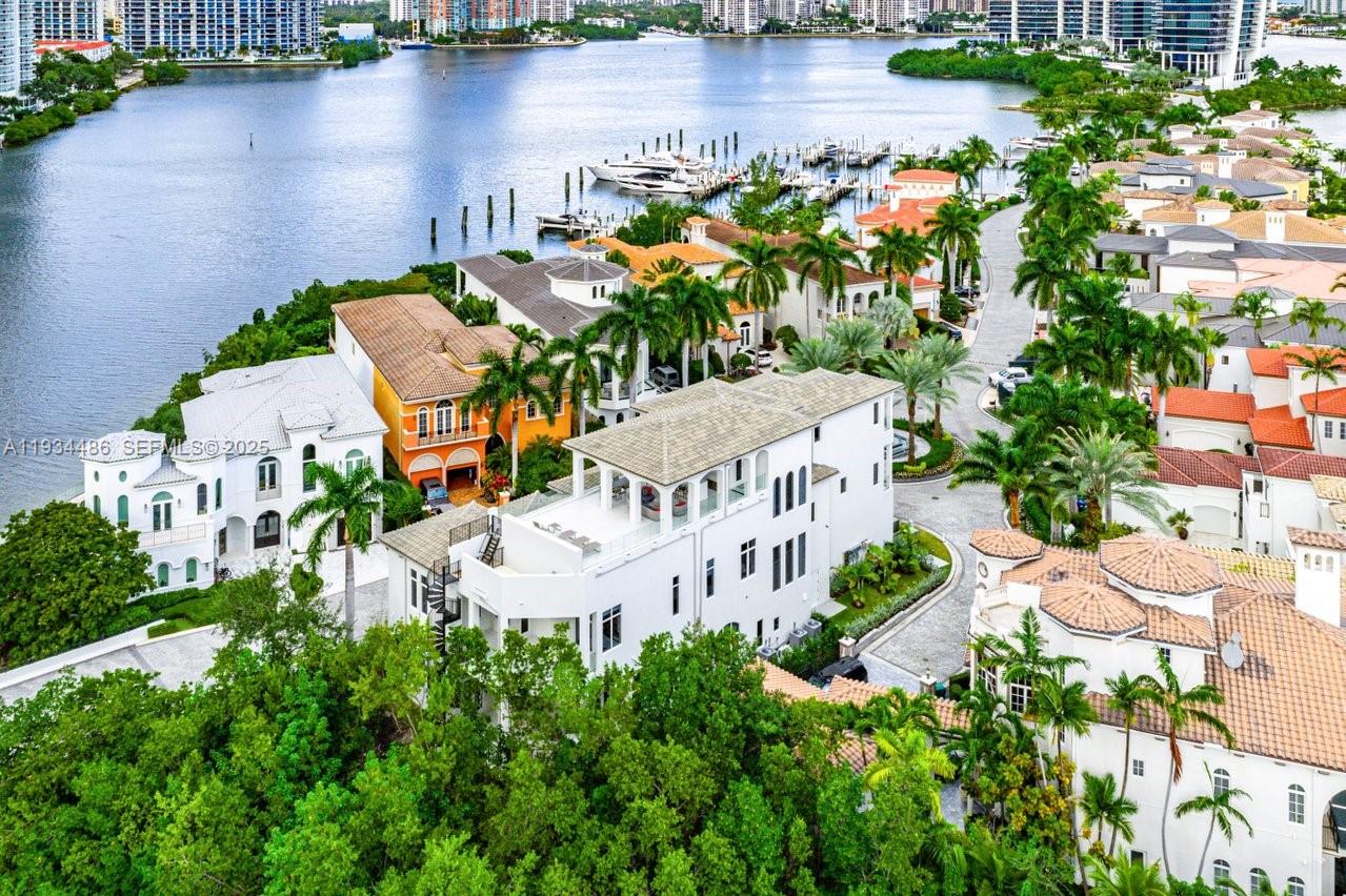 3912 Island Estates Dr Aventura, FL 33160