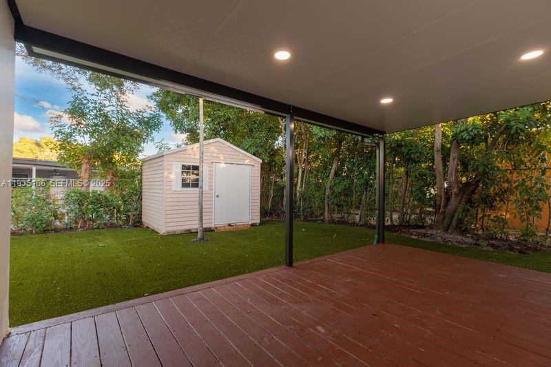 256 NW 78th Ter Margate, FL 33063