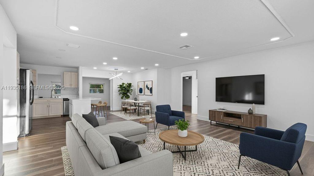 256 NW 78th Ter Margate, FL 33063