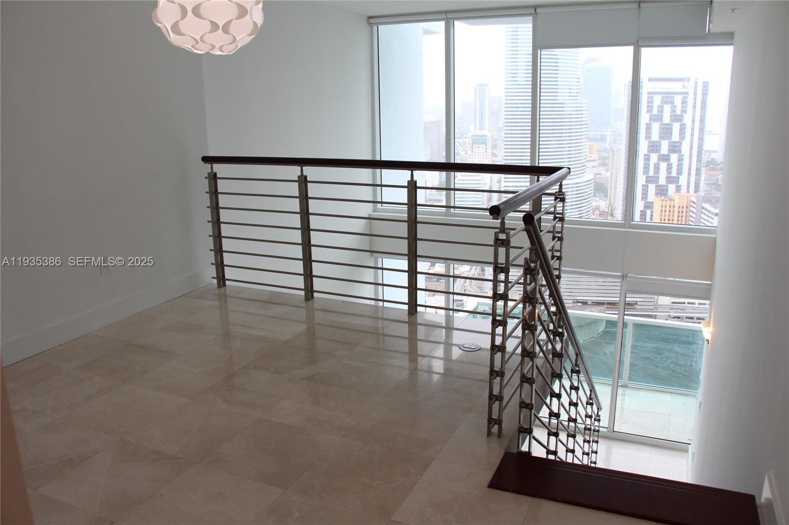 image Brickell on the River South22