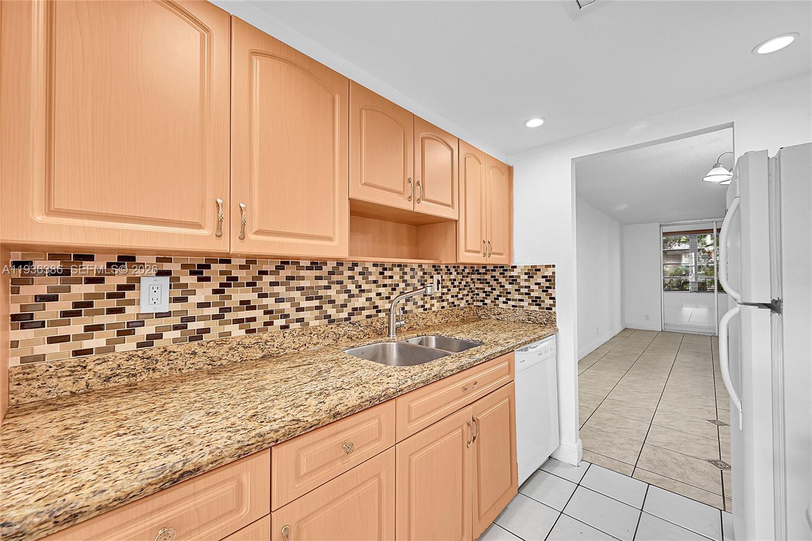 4850 NW 29th Ct #125