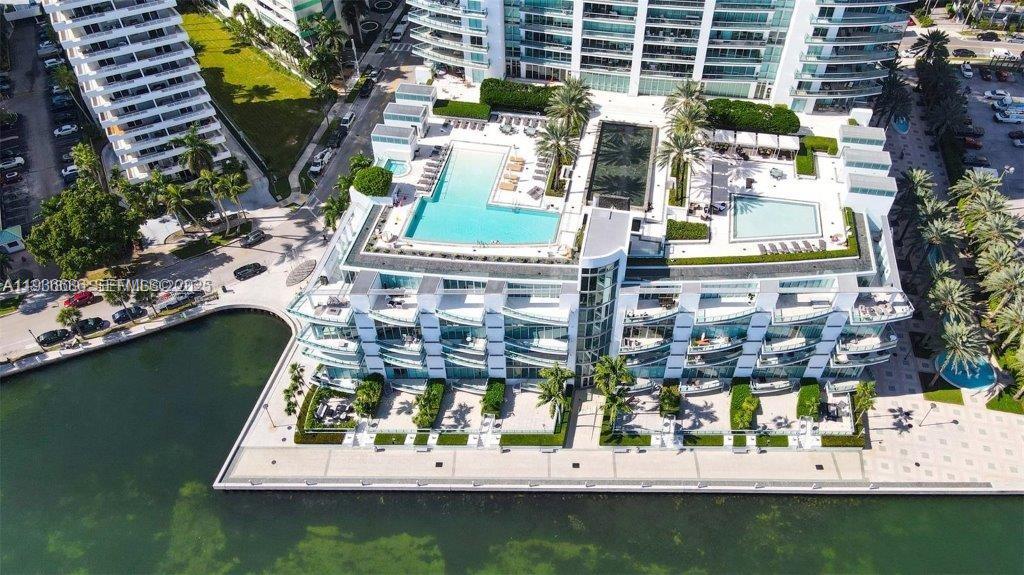 image Jade at Brickell Bay35
