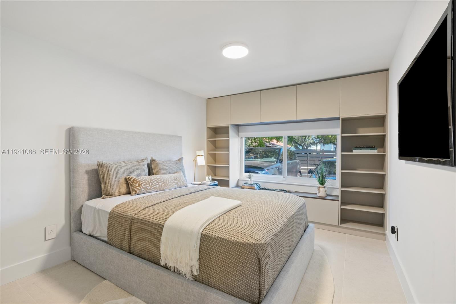 7810 Hawthorne Ave Miami Beach, FL 33141