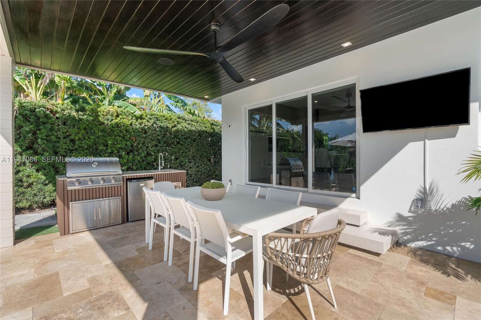 7810 Hawthorne Ave Miami Beach, FL 33141