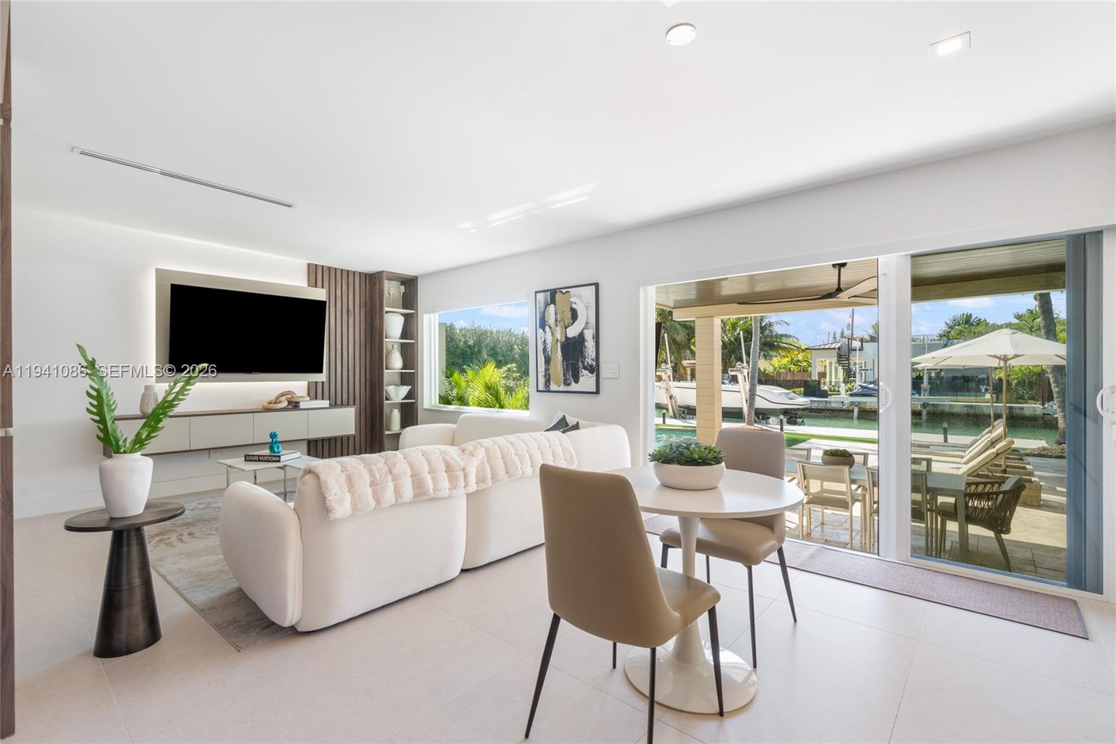 7810 Hawthorne Ave Miami Beach, FL 33141