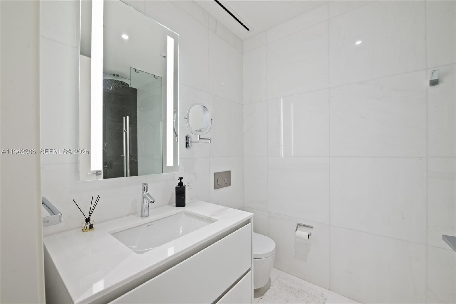 image Aston Martin Residences23