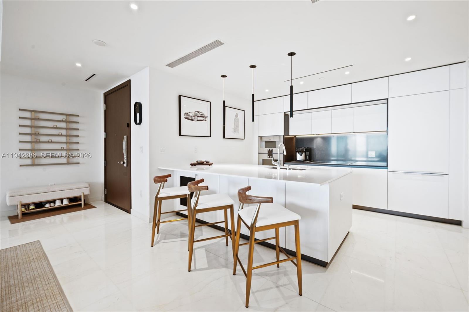 image Aston Martin Residences6