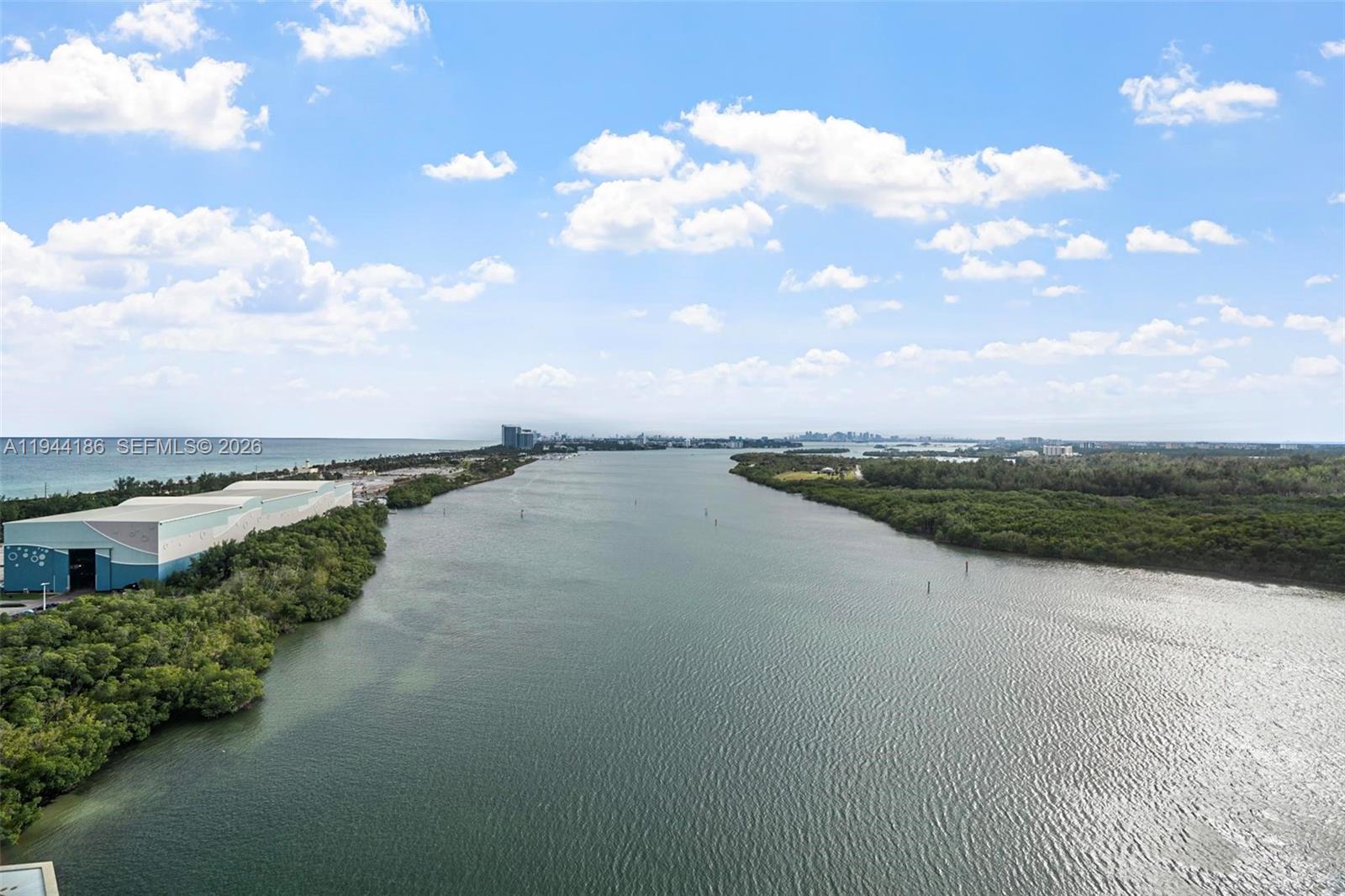 300 Bayview Dr #2108 Sunny Isles Beach, FL 33160