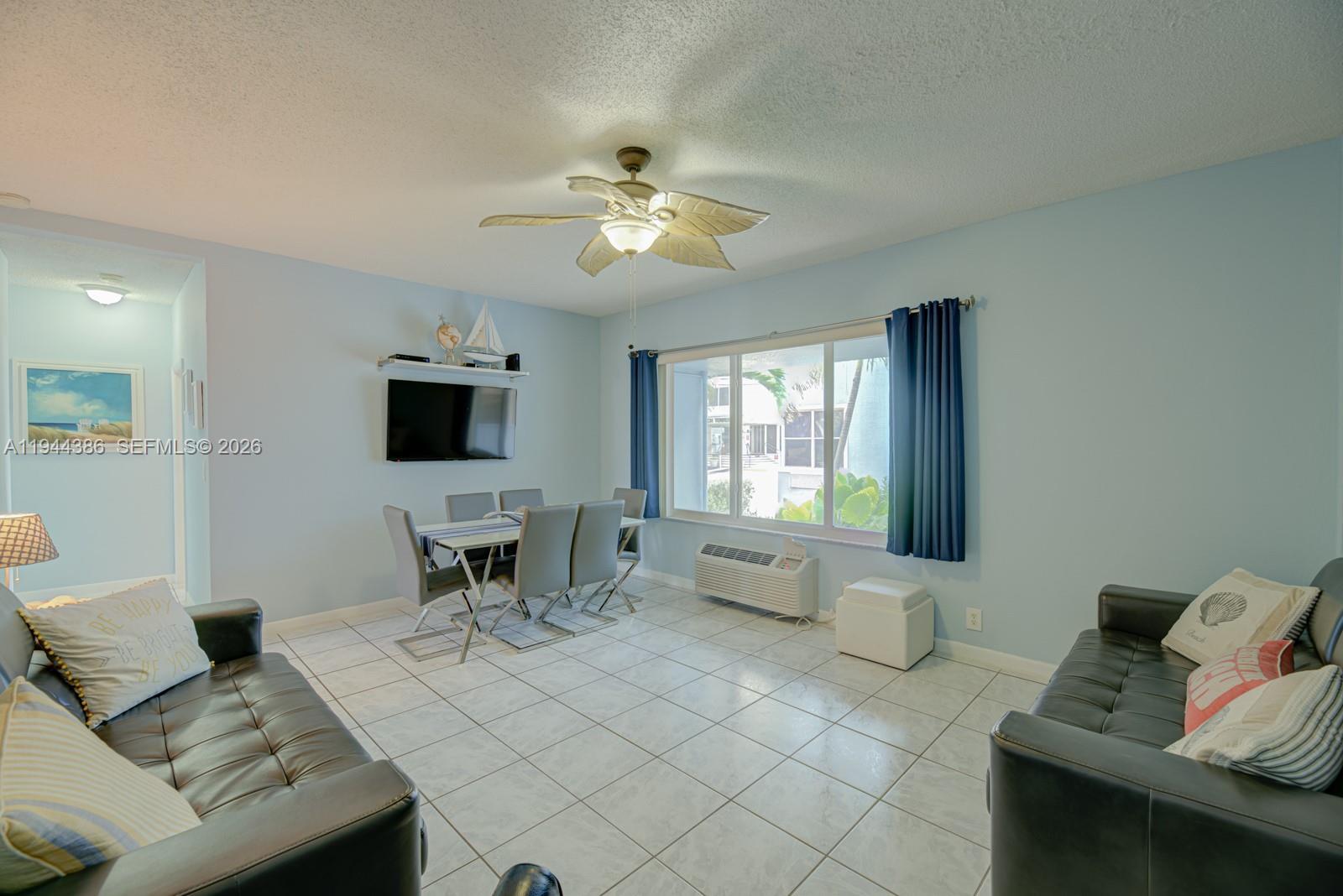 326 Harrison St #106A Hollywood, FL 33019